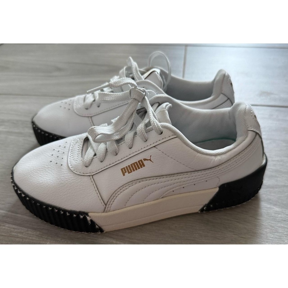 PUMA Sneakers Womans Size 6 White Black Gold Platform Retro Perforated Toe Casua